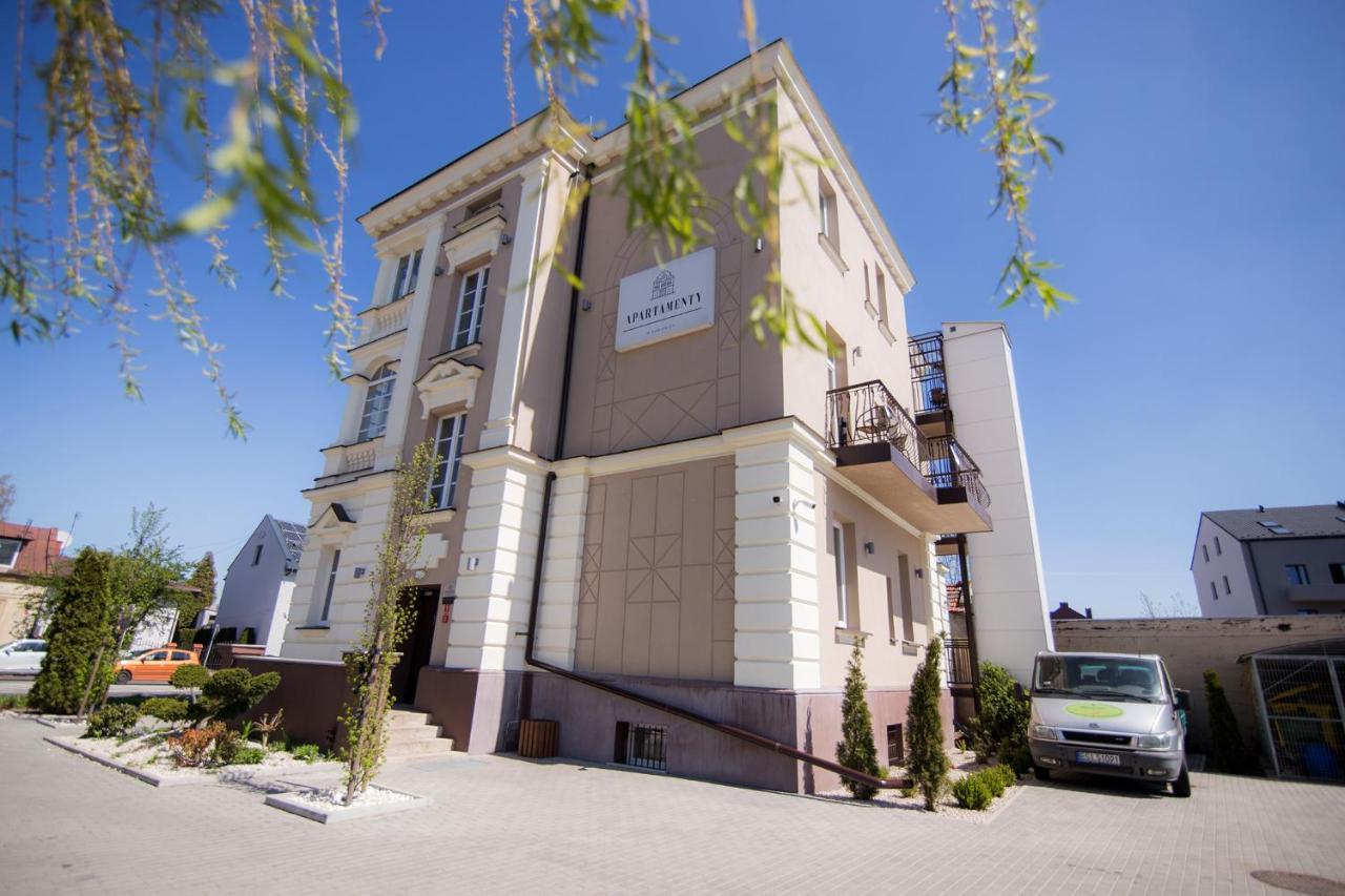 Apartamenty W Kamienicy Sieradz Exterior foto
