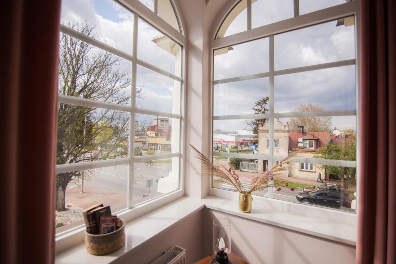 Apartamenty W Kamienicy Sieradz Exterior foto
