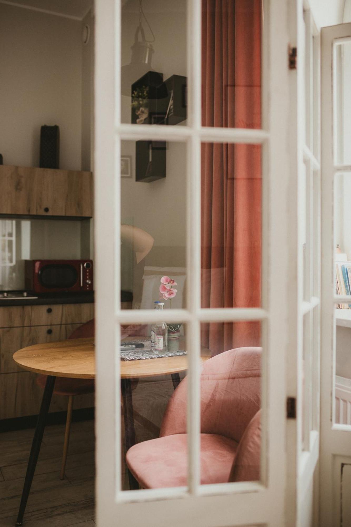 Apartamenty W Kamienicy Sieradz Exterior foto